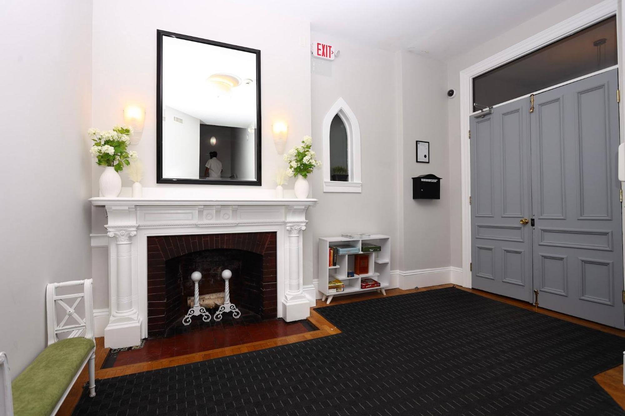 Large Stylish Newbury Street Studio W/ Kitchen Boston Esterno foto