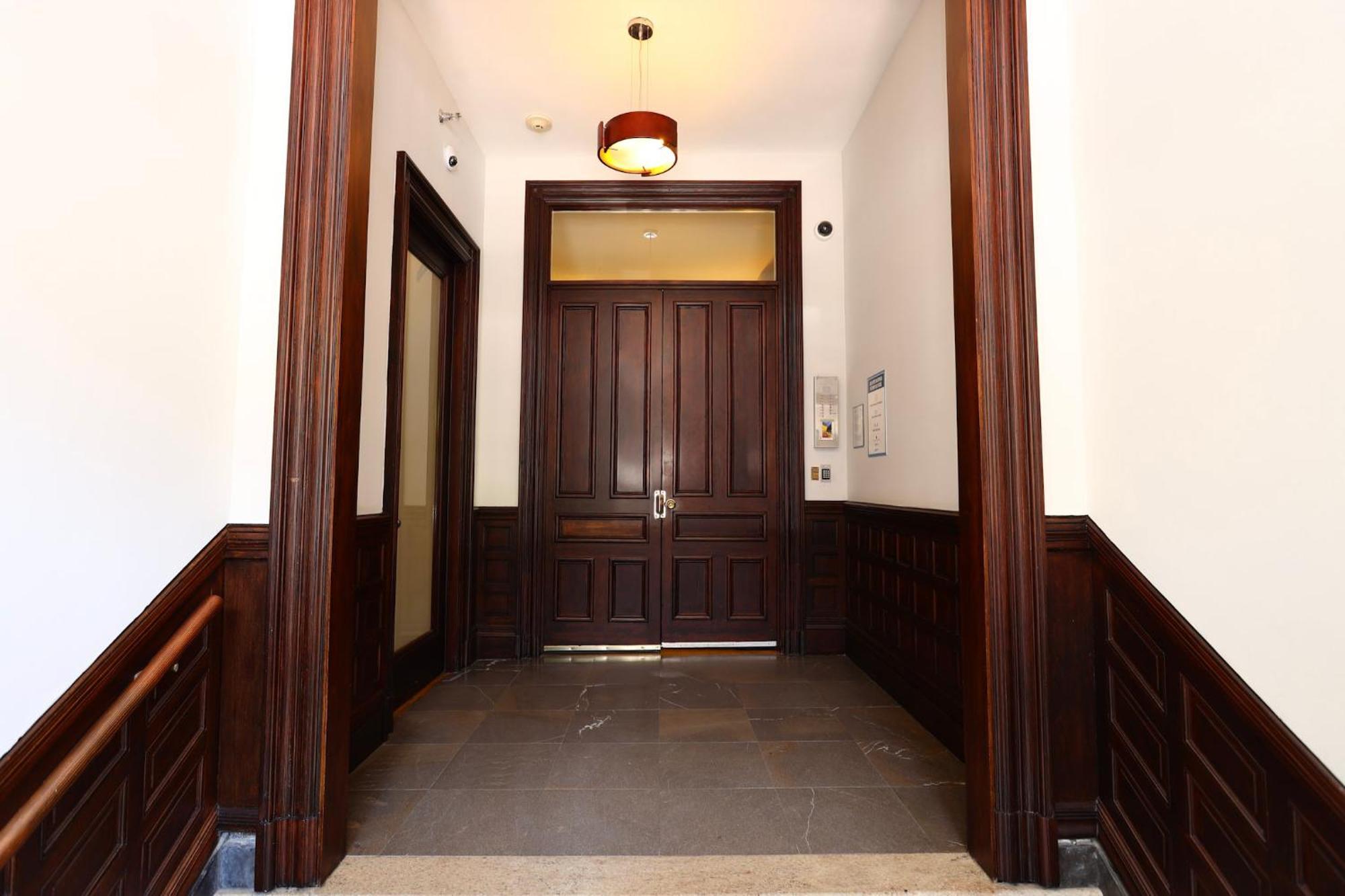 Large Stylish Newbury Street Studio W/ Kitchen Boston Esterno foto