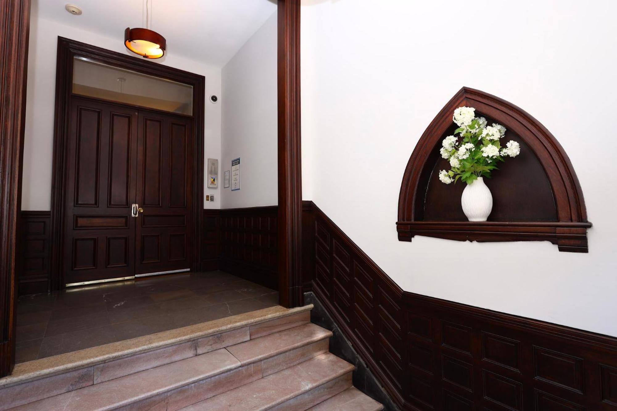 Large Stylish Newbury Street Studio W/ Kitchen Boston Esterno foto